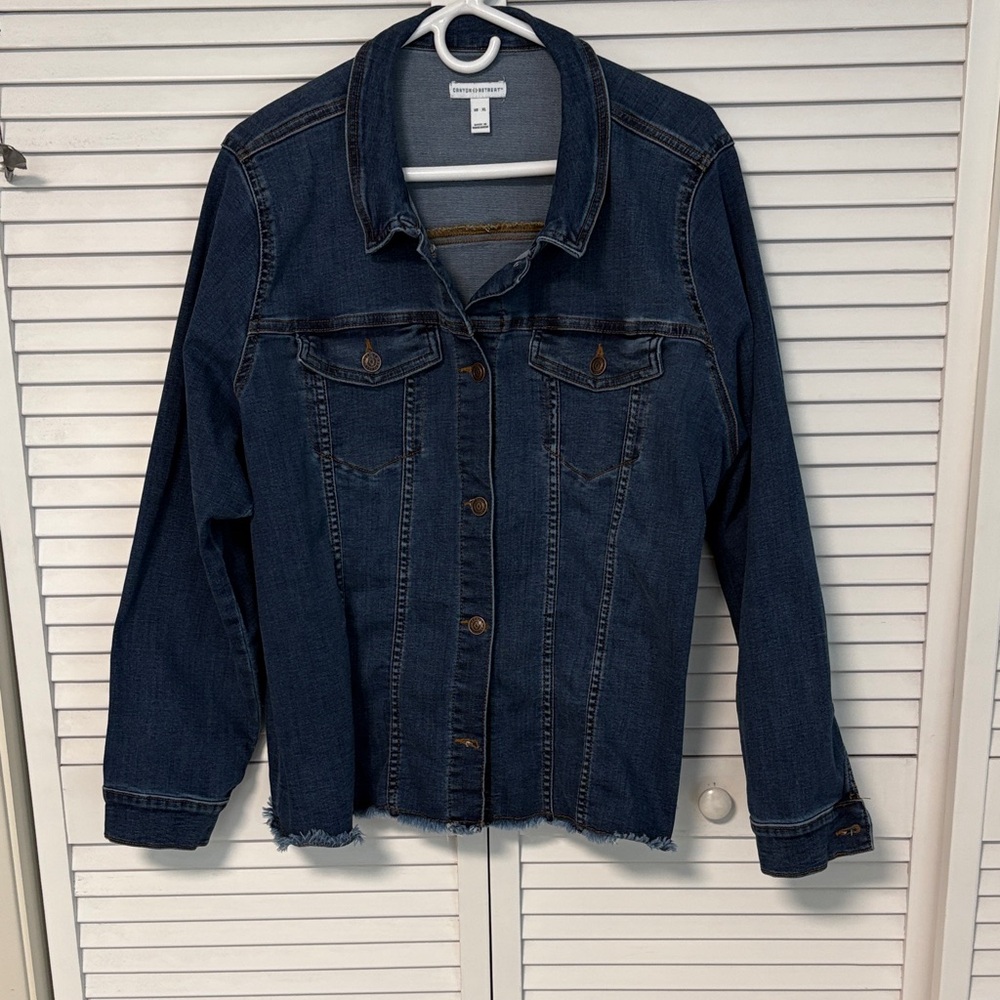 Women’s Canyon Retreat Denim Jacket 
Medium Wash XL